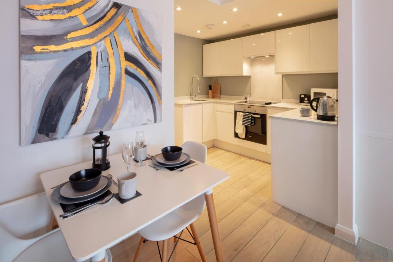 Alison Court Apartment Bristol Bagian luar foto